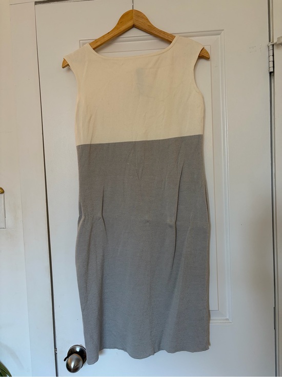 St. John Dresses & Skirts - St. John Ivory and Gray Colorblock Midi Dress
